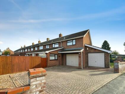 Peveral Way, Basingstoke, Hampshire, RG22