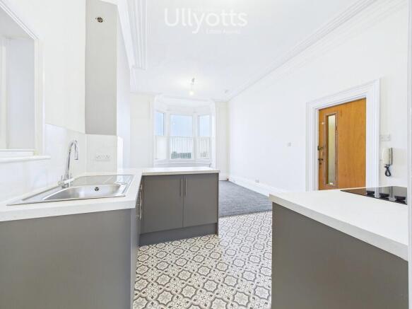 1 bed Ground Flat for sale Image 7
