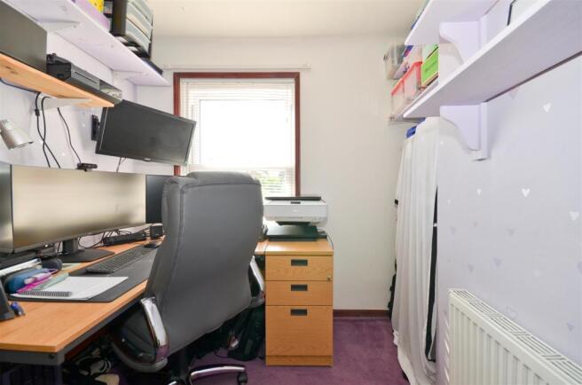 Bedroom 2.JPG