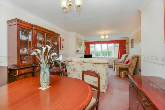 3 bed Semi-Detached for sale Image 5