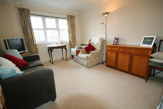 Photo 3