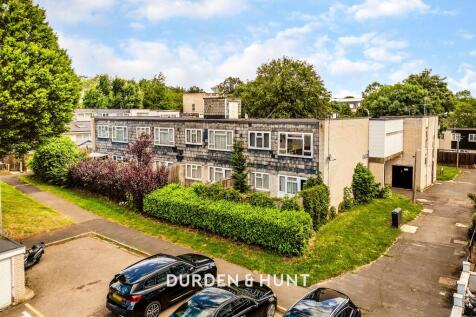 Monksgrove, Loughton, IG10
