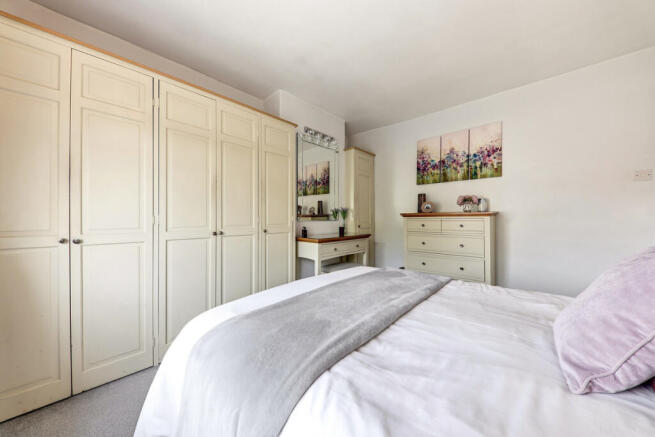 3 bed Semi-Detached for sale Image 10