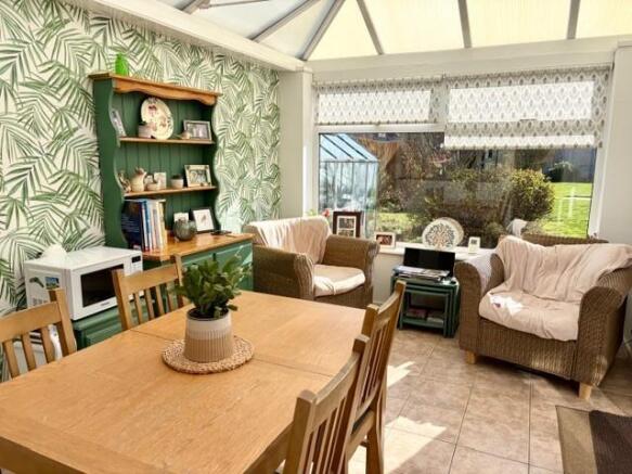 15 St Andrew Garden Room.jpg
