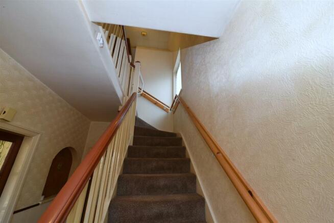 harborne park rd 326 - staircase 01.JPG