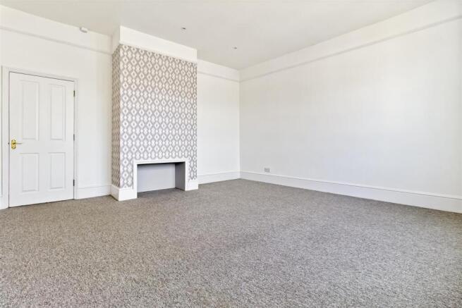 Park Crescent, 11D-002.jpg