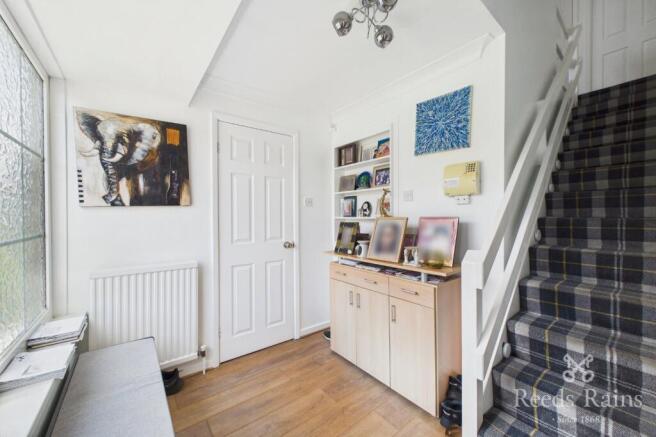 4 bed Detached for sale Image 5