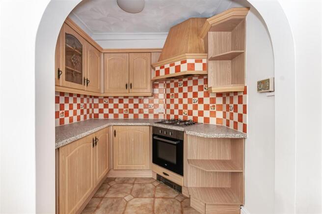 2 bed Detached Bungalow for sale Image 7