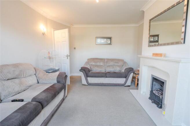 Living Room (2)