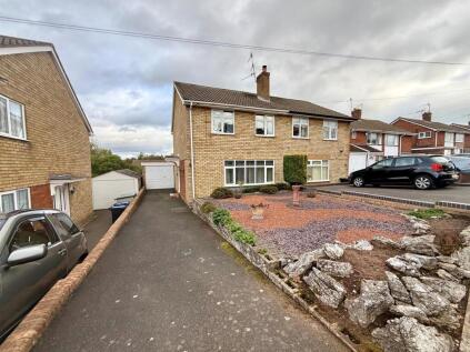 Sandringham Road, Wordsley, DY8 5HN