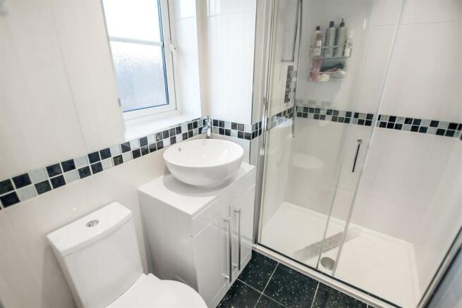 En-Suite Shower Room/WC