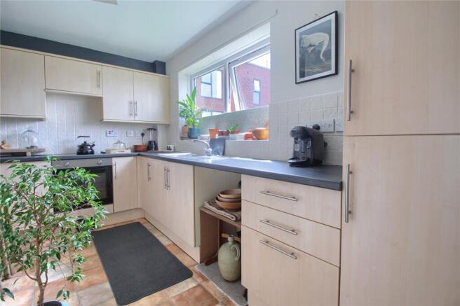 1 bed Flat for sale Image 4