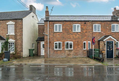 Bath Road, Eastington, Stonehouse, Gloucestershire, GL10