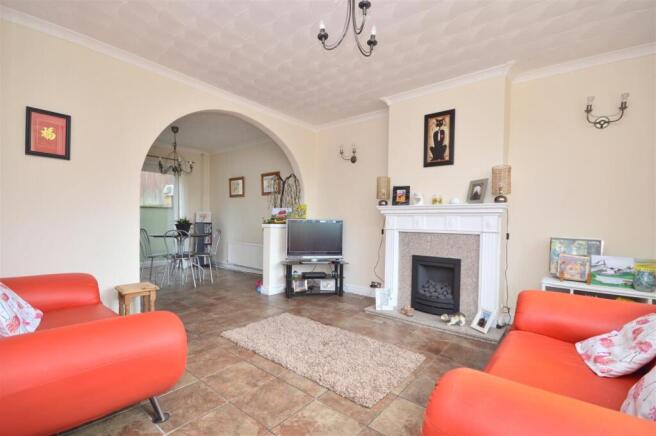 Sitting / Dining Room