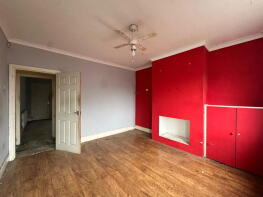 25, Park Road, Mansfield NG19 8EF