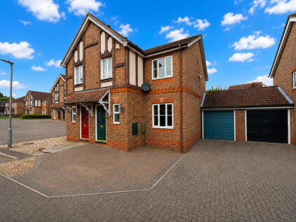 Serpentine Close, Stevenage