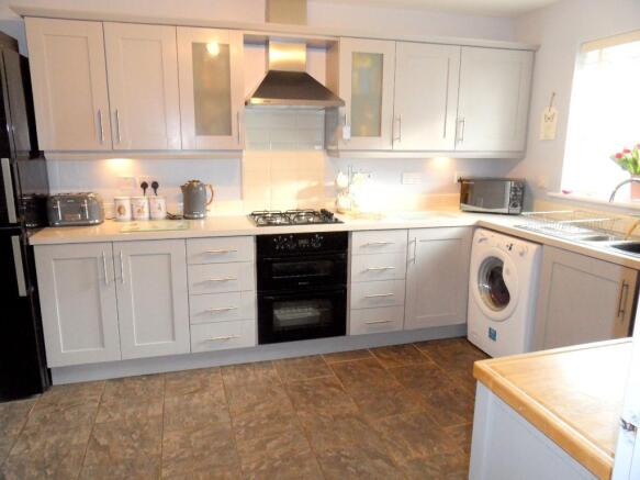 KITCHEN/DINER