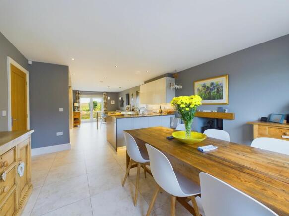 Kitchen / Dining Area / Living Area