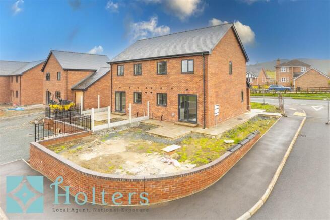 2 and 3 Maeshendre Exterior-4.jpg