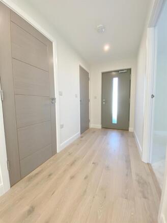 2 bed Flat for sale Image 7