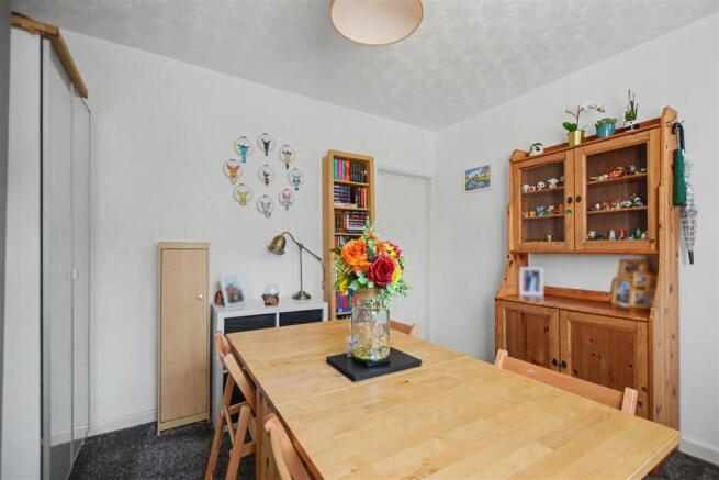 FRONT RECEPTION ROOM