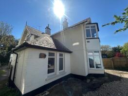 Flat 2, 25 Manor Cottage, Christchurch Road, Bournemouth BH1 3NS