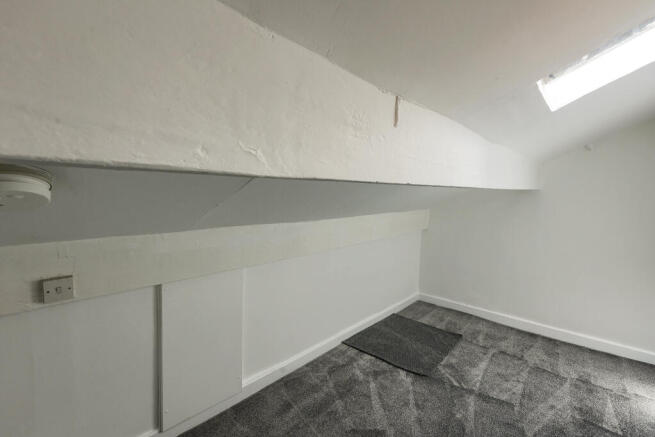 1 bed Terraced to rent Image 12