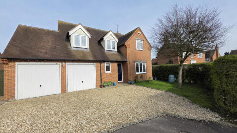Hedges Close, Ladbroke, CV47