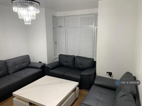 3 bed End of Terrace to rent Image 12