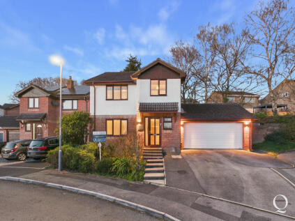 Henbury View Road, Corfe Mullen