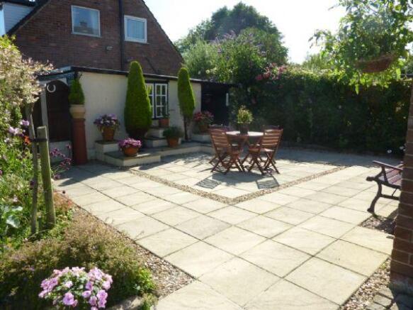 Rear Patio/Garden