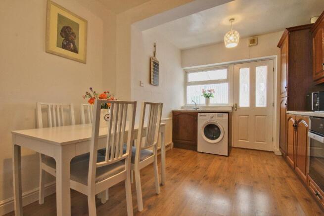 Good size Kitchen