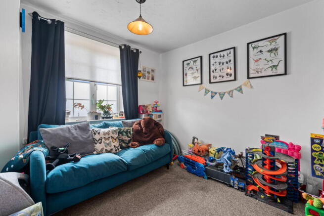 4 bed Detached for sale Image 6