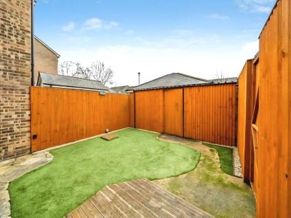 St. Andrews, Bracknell, Berkshire, RG12
