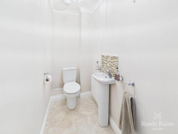 3 bed Detached for sale Image 7