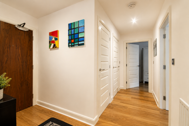 2 bed Apartment for sale Image 12