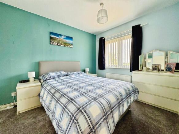 3 bed Semi-Detached for sale Image 7