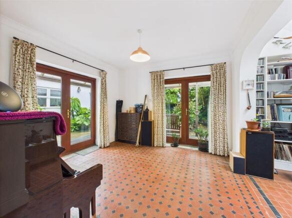 conservatory/music room