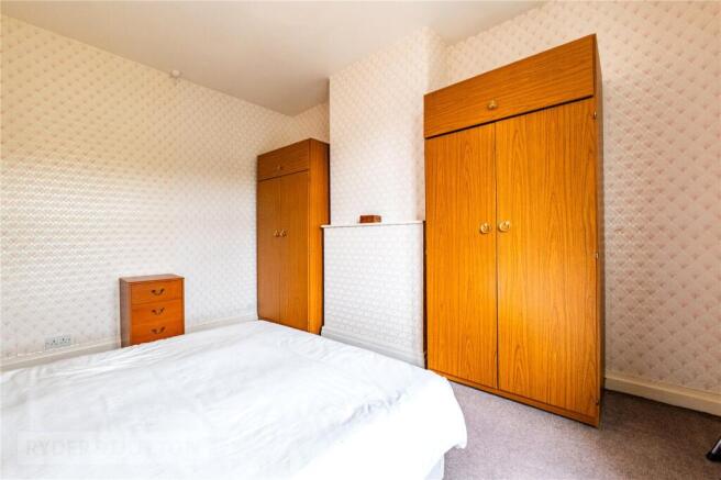 3 bed Semi-Detached for sale Image 9