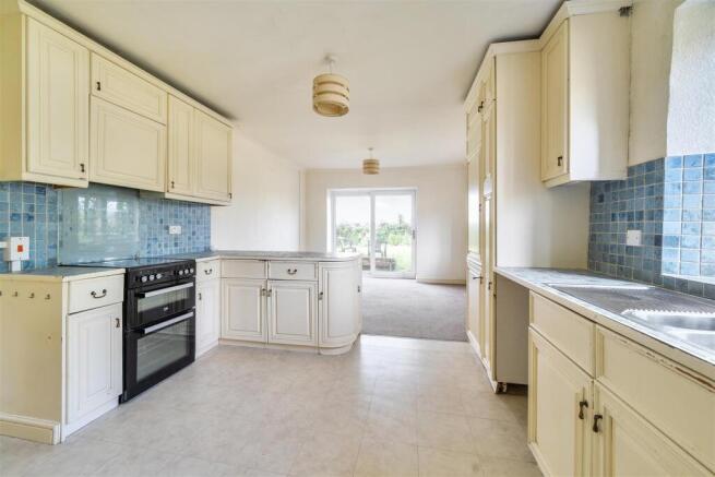 Kitchen / Dining Room