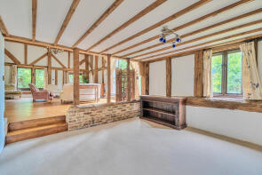 Great Haywards Barn, Amberley Close, Haywards Heath RH16 4AU