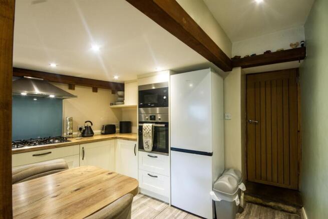 3 bed Terraced for sale Image 8