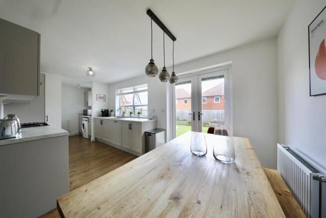 3 bed Detached for sale Image 6