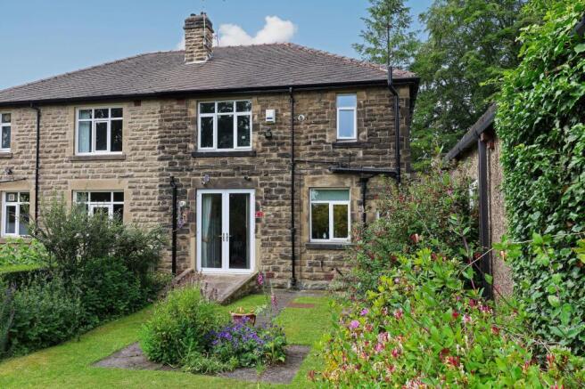 3 bed Semi-Detached for sale Image 4