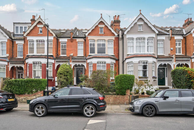 1436392-20-69cbb8...