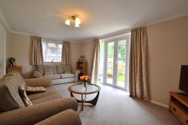Living Room 1.JPG