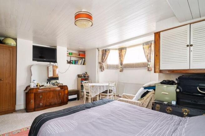 bedroom lower ...