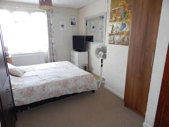 Bedroom oone