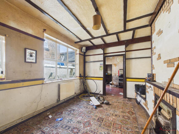 7 bed Terraced for sale Image 2