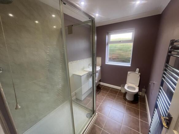 En-suite Bathroom